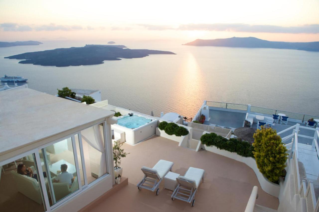 Sunset View Villa Santorini - With Outdoor Jacuzzi Фиростефани Экстерьер фото