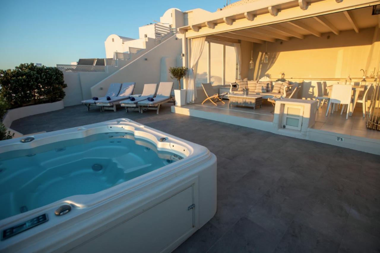 Sunset View Villa Santorini - With Outdoor Jacuzzi Фиростефани Экстерьер фото